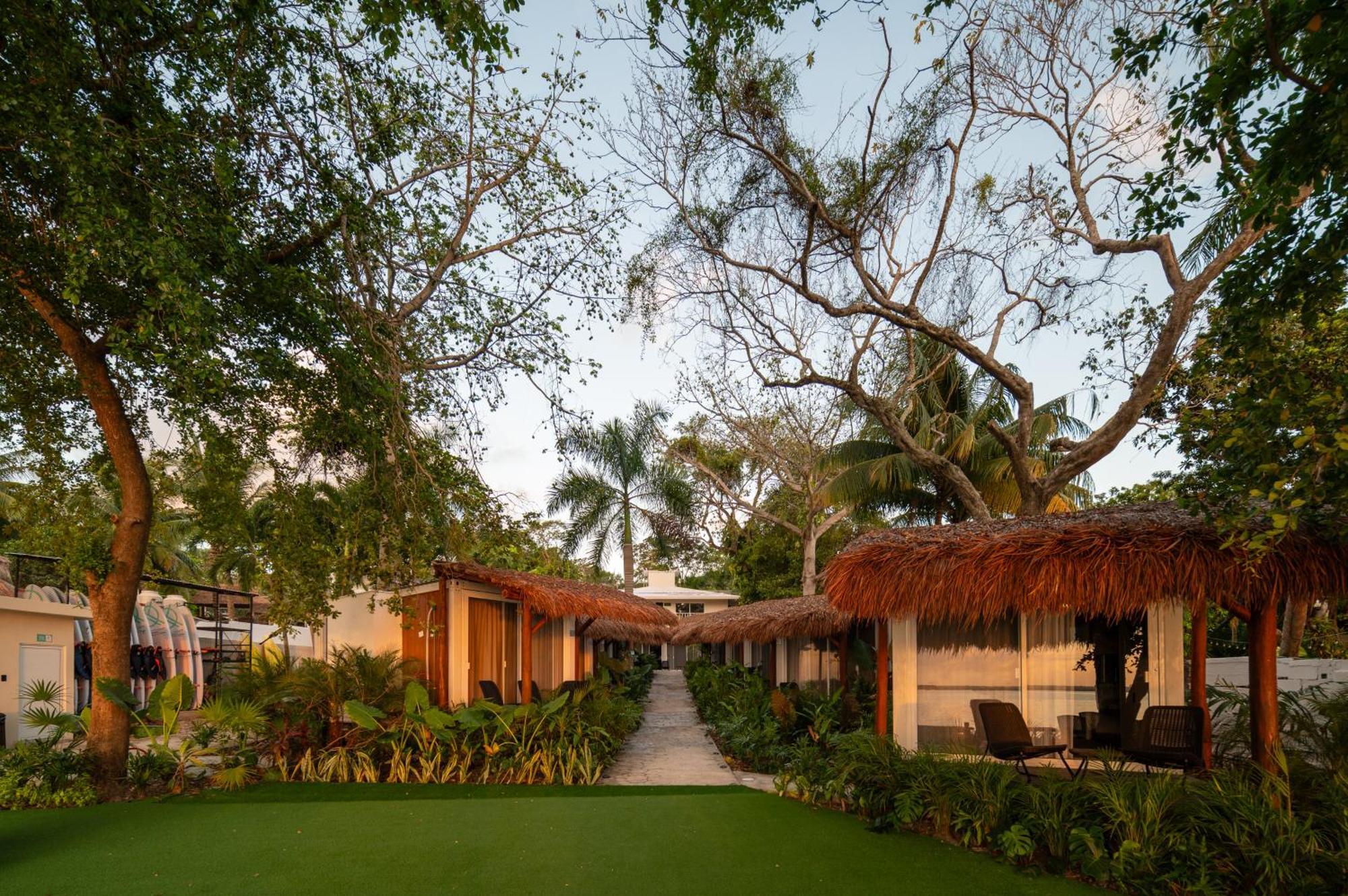 Casa Aakal Lagoon Front Bacalar Exterior photo